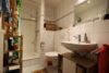 Helle 2 Zimmerwohnung - Badezimmer