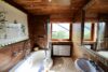 Einzigartige Villa in Waldkirch - Badezimmer OG