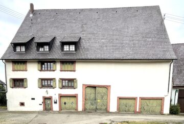 Imposantes Mehrgenerationenhaus in Bad Dürrheim-Biesingen,  
