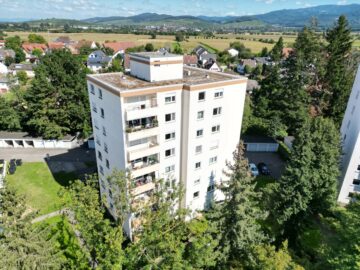 Ihre Traumwohnung mit Weitsicht – geräumige 4-Zimmer-Wohnung in Bad Krozingen, 79189 Bad Krozingen, Etagenwohnung