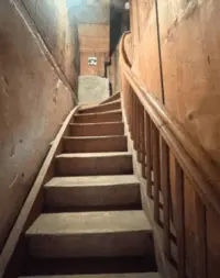 Treppenaufgang ins Dachgeschoss